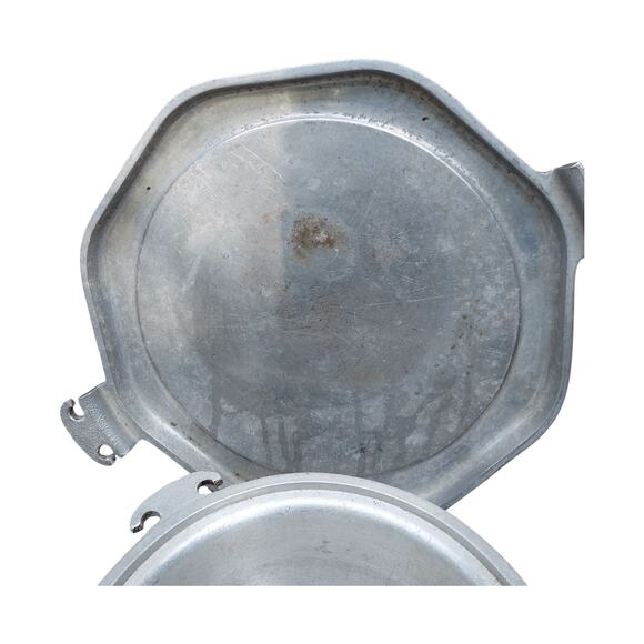 Lot Of 5 Vintage Guardian Service Wear Textured Cast Aluminum Ware No Lids - Picture 8 of 9